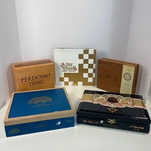 Cigar Box Collection‎ Crafter Artist Upcycler Display